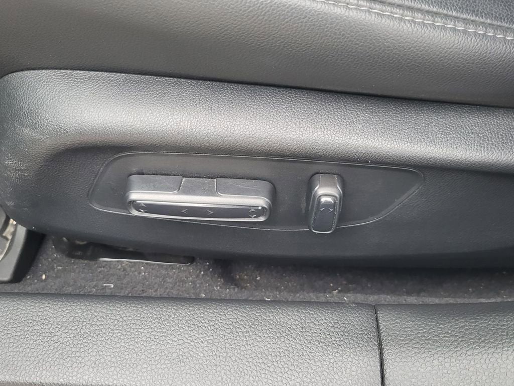 2024 Honda Civic Hatchback EX-L