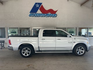 2018 RAM 1500 Laramie Crew Cab 4x2 5'7" Box