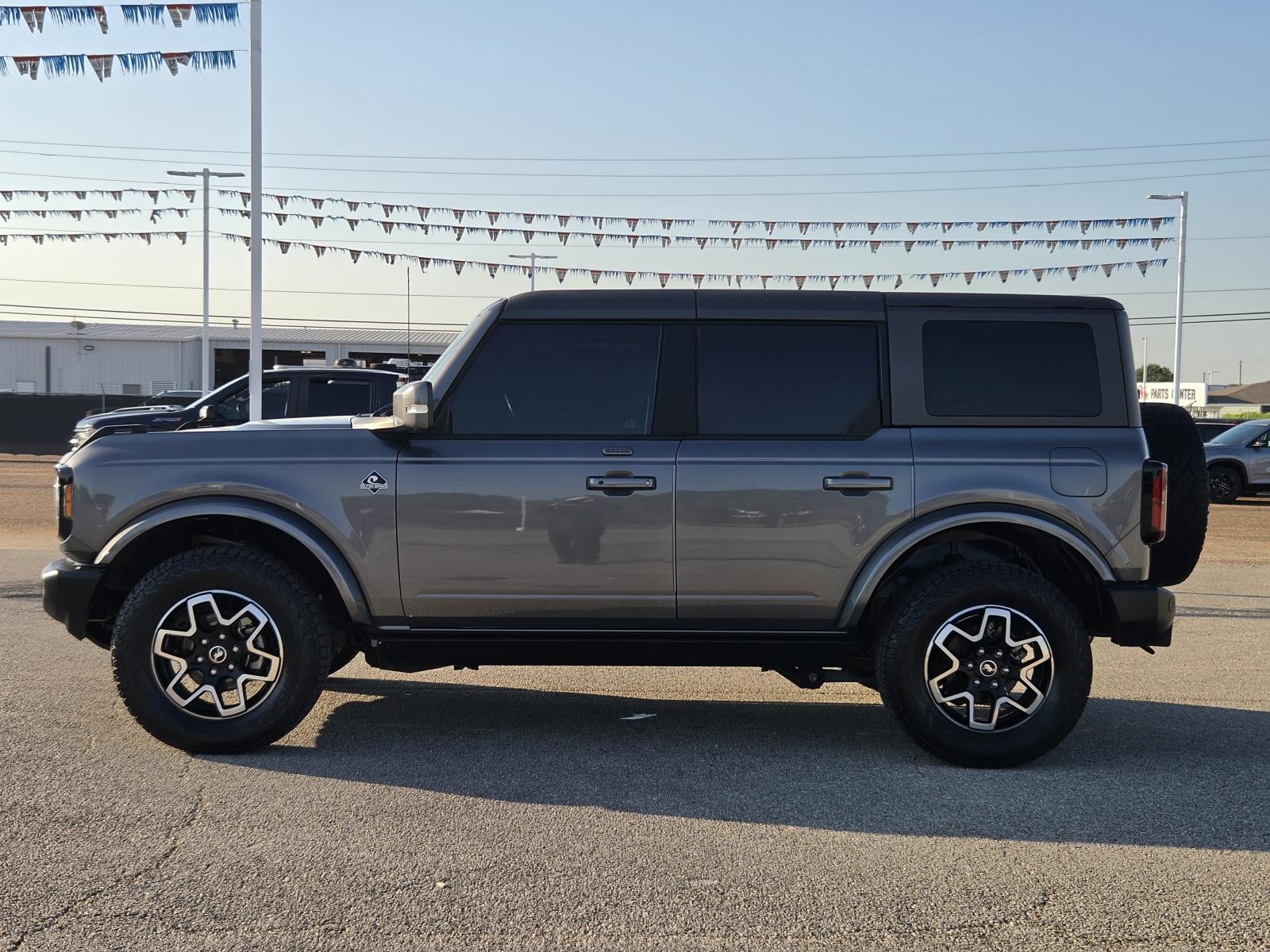 2023 Ford Bronco Outer Banks