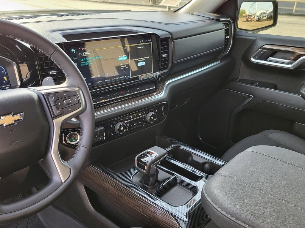 2025 Chevrolet Silverado 1500 LT