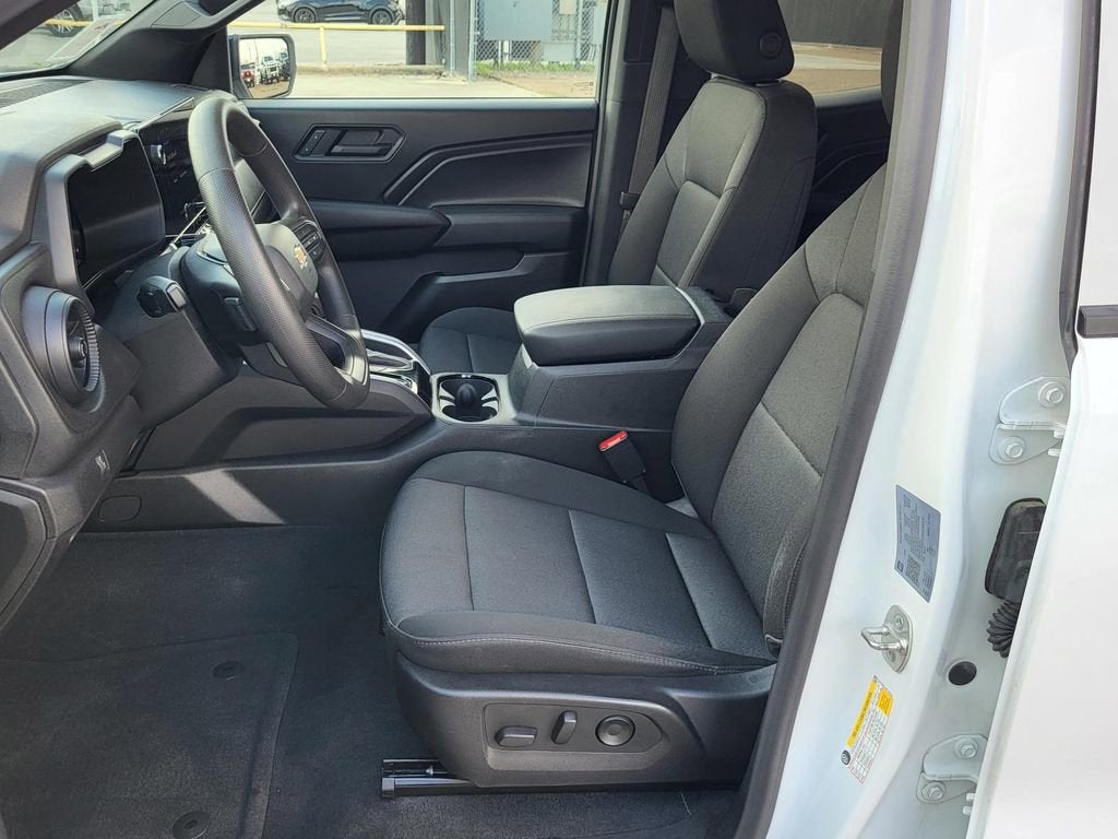 2024 Chevrolet Colorado WT