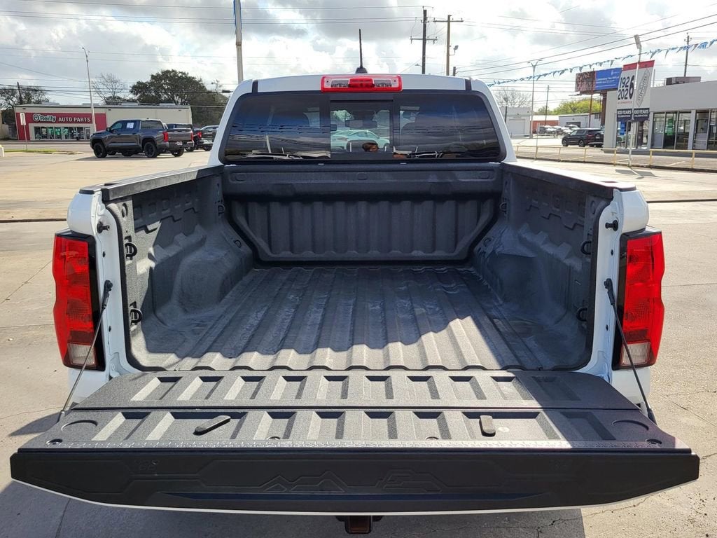 2024 Chevrolet Colorado WT