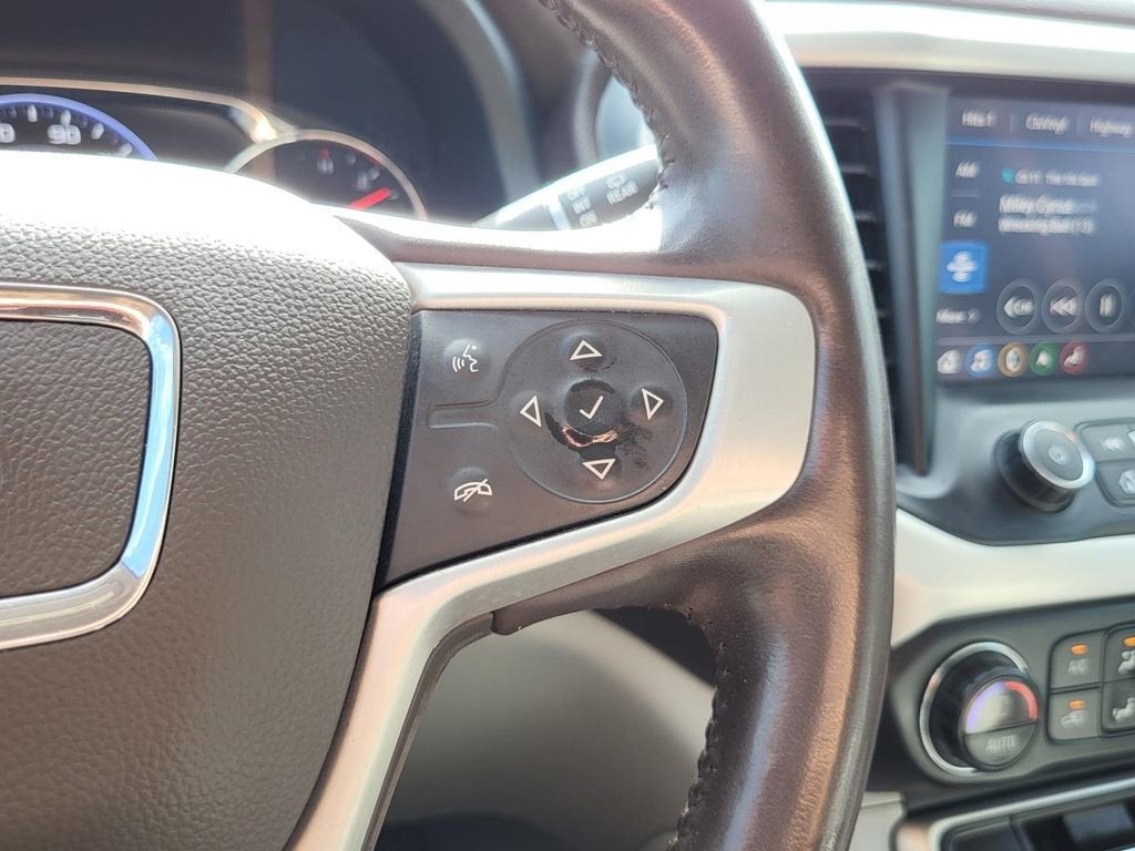 2022 GMC Acadia SLT