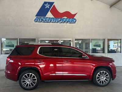 2023 GMC Acadia Denali