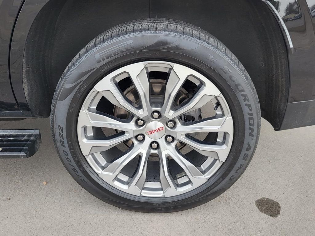 2022 GMC Yukon Denali