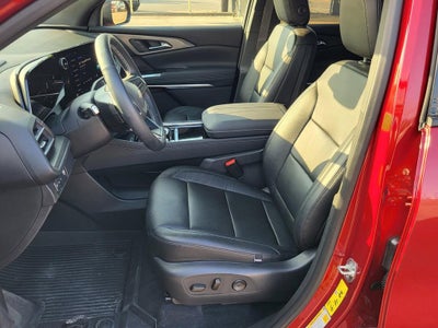 2024 Chevrolet Traverse LT