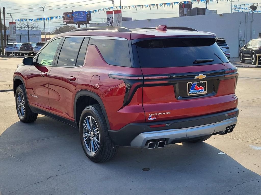 2024 Chevrolet Traverse LT