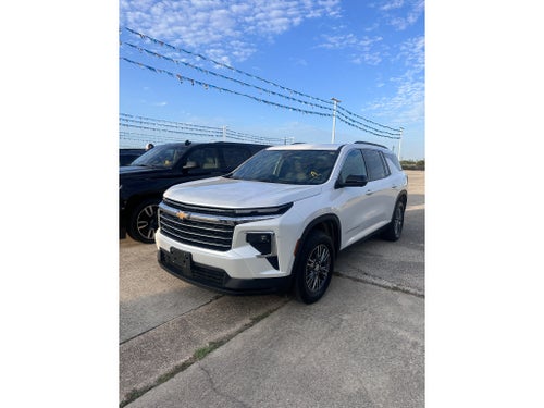 2025 Chevrolet Traverse LT