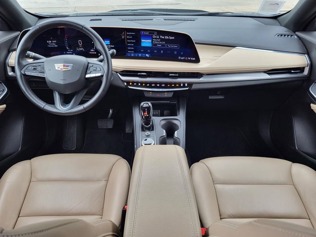 2025 Cadillac XT4 Premium Luxury