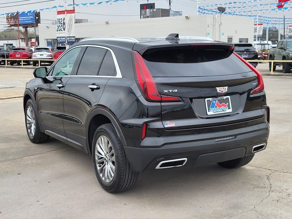 2025 Cadillac XT4 Premium Luxury