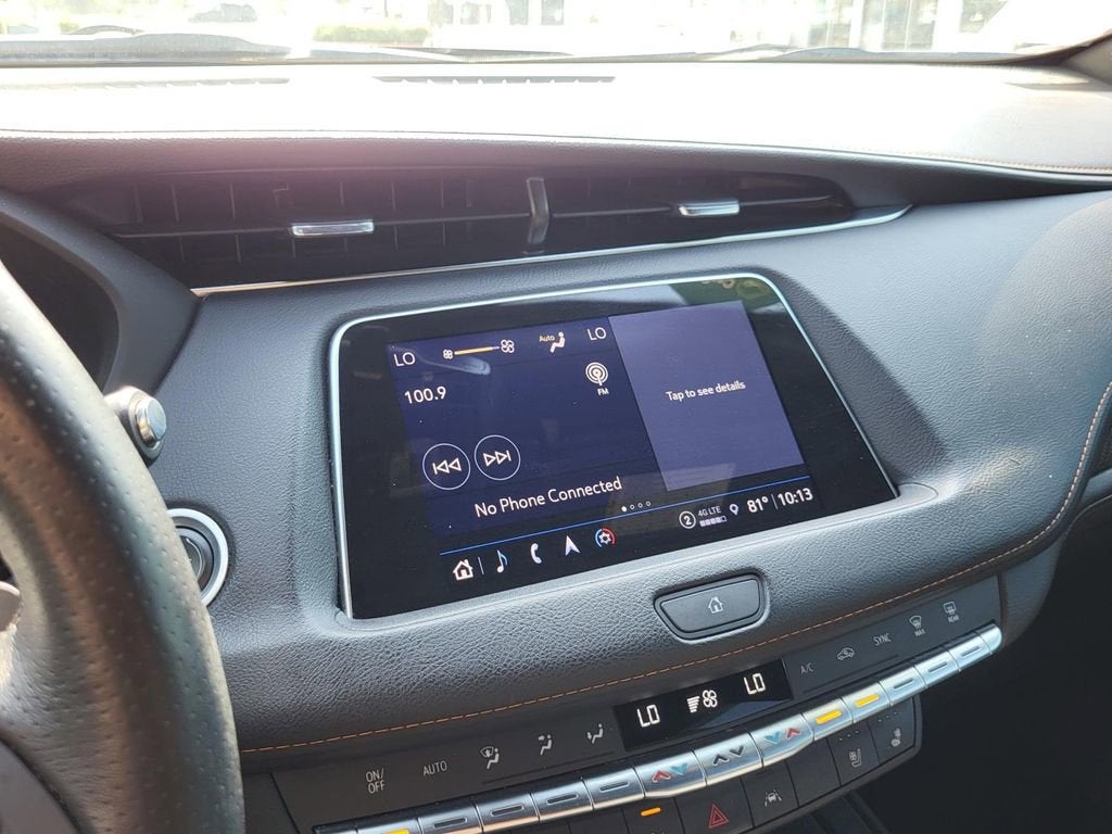 2022 Cadillac XT4 Sport