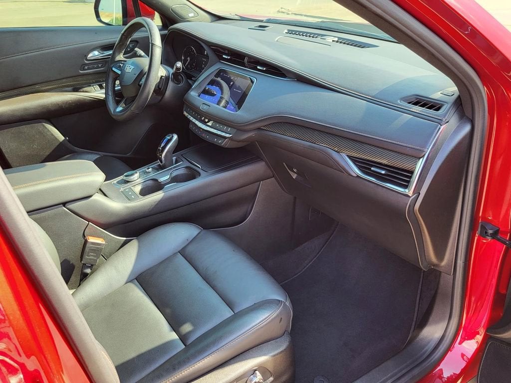 2022 Cadillac XT4 Sport