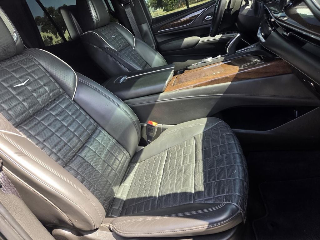 2022 Cadillac Escalade Sport Platinum