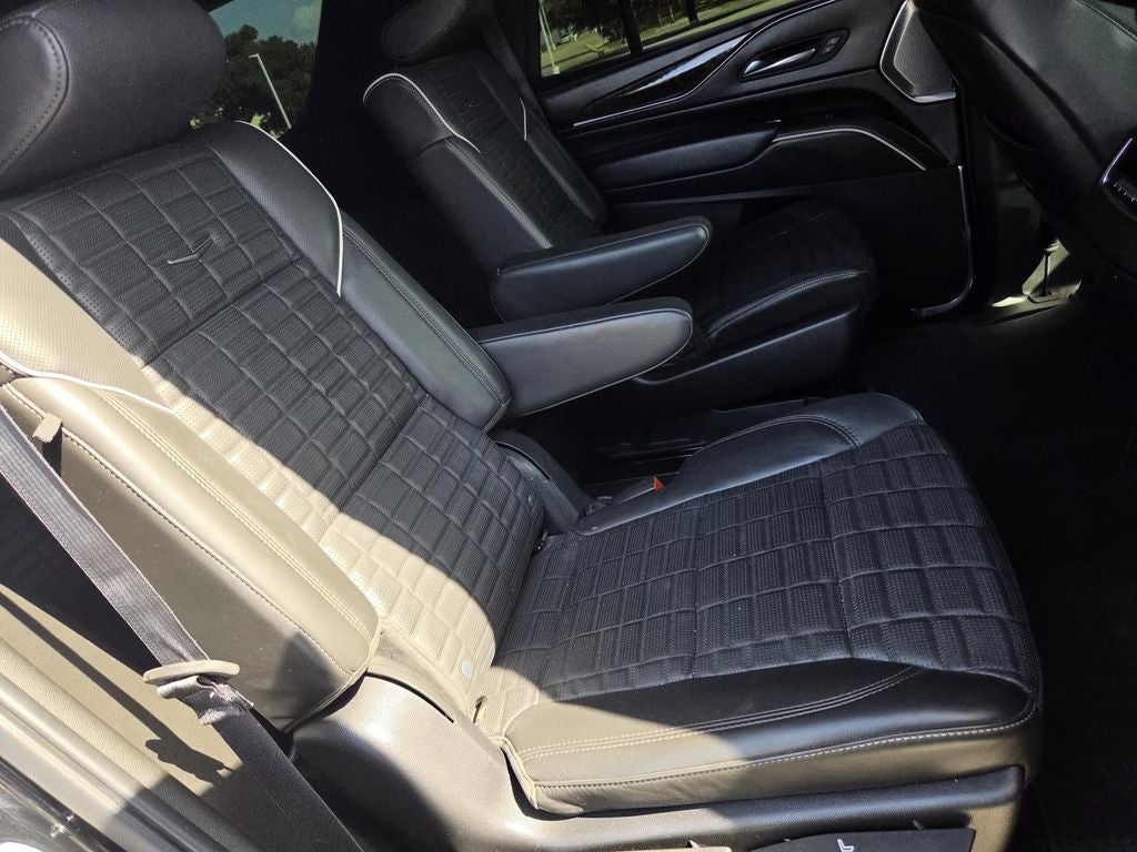 2022 Cadillac Escalade Sport Platinum