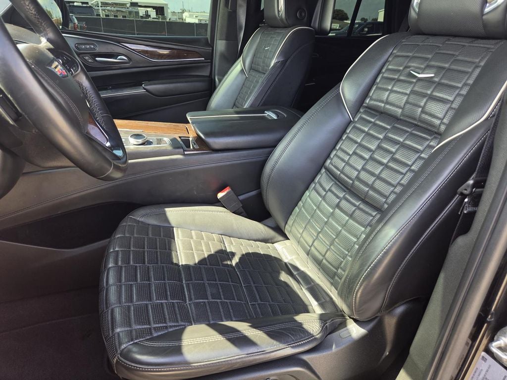 2022 Cadillac Escalade Sport Platinum