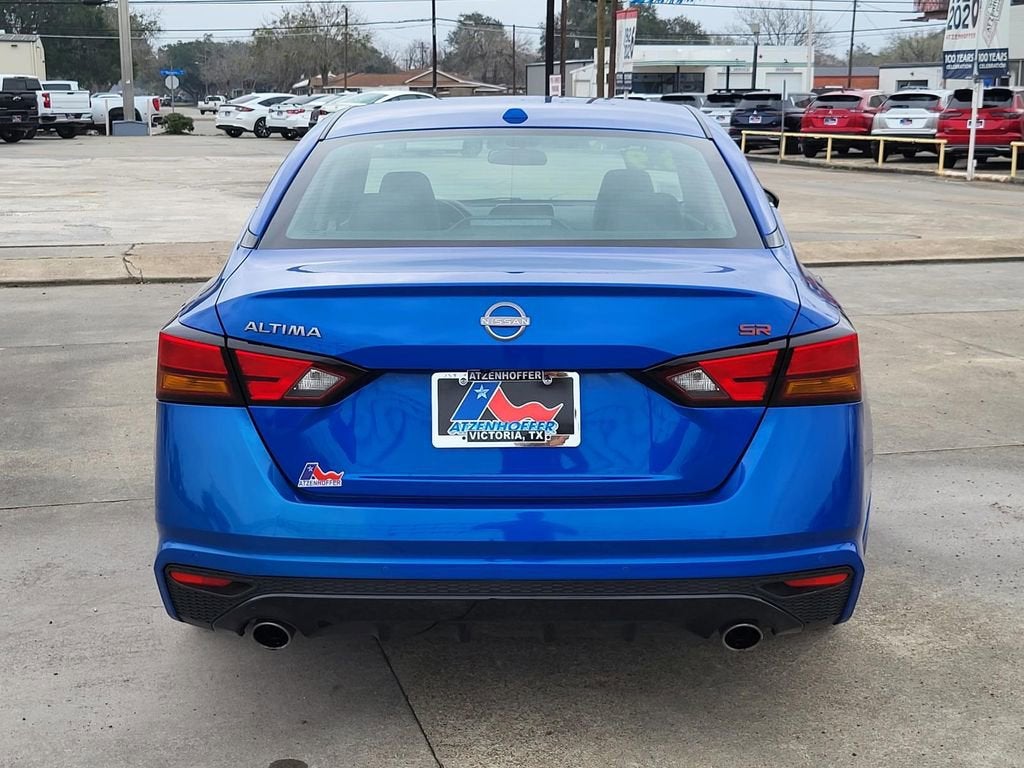 2025 Nissan Altima SR FWD