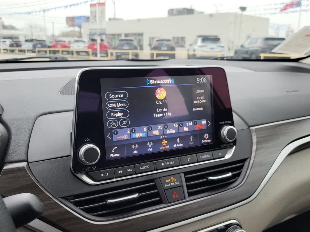 2025 Nissan Altima SV FWD