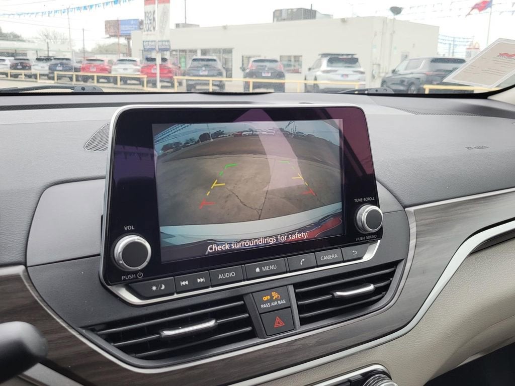 2025 Nissan Altima SV FWD