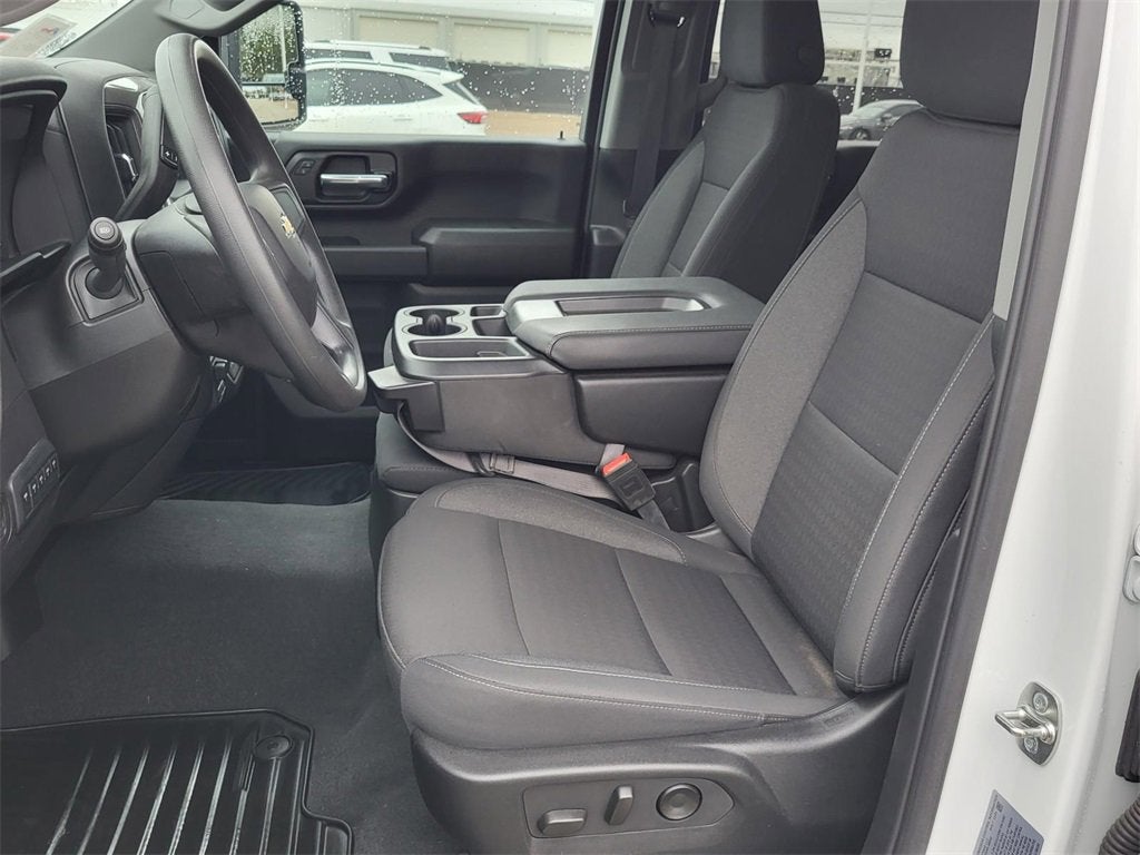 2025 Chevrolet Silverado 2500 HD Custom