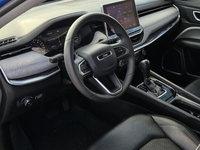 2022 Jeep Compass Latitude FWD
