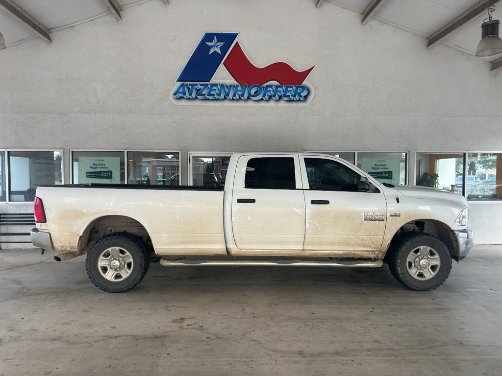 2017 RAM 2500 Tradesman Crew Cab 4x4 8' Box