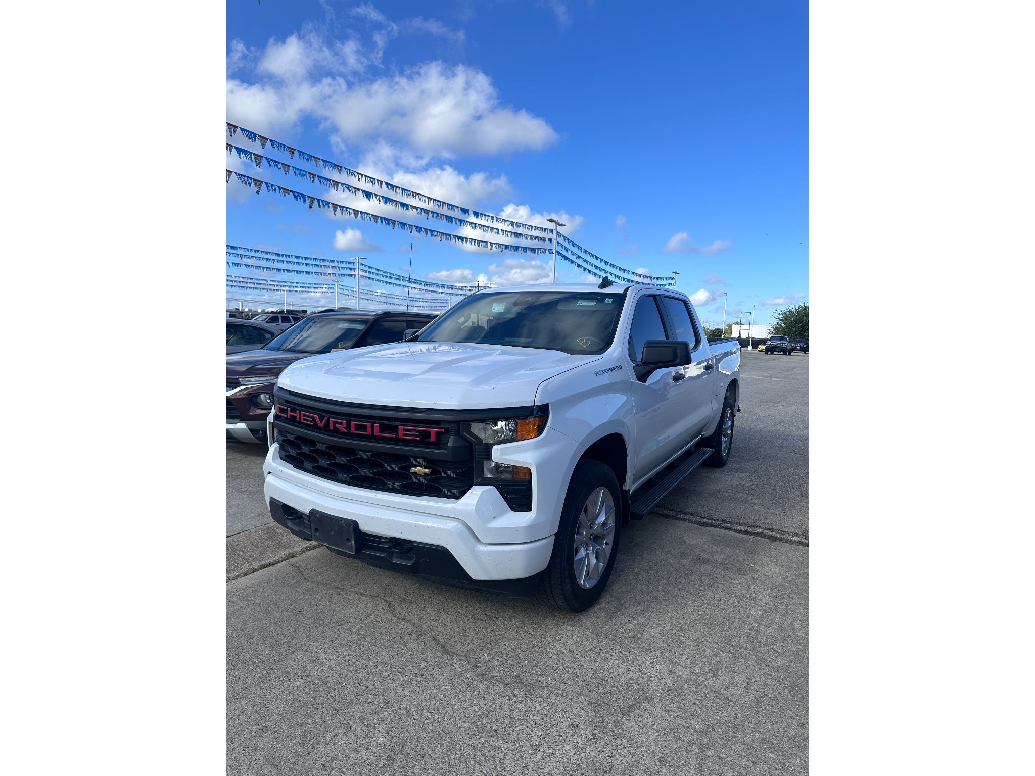 2022 Chevrolet Silverado 1500 Custom