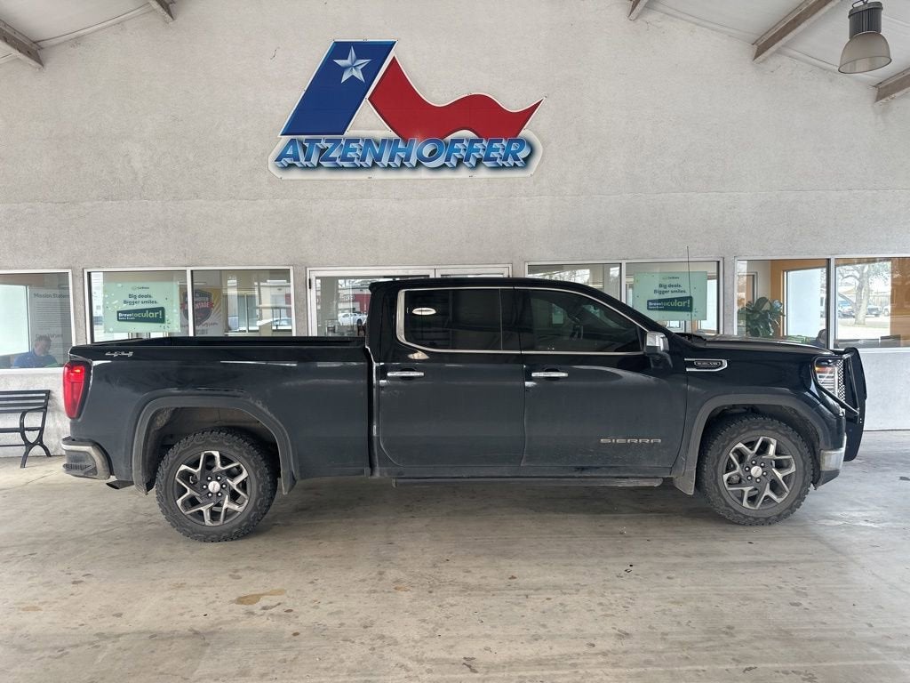 2022 GMC Sierra 1500 SLT