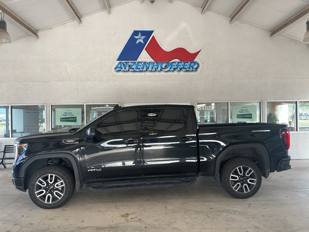 2025 GMC Sierra 1500 AT4