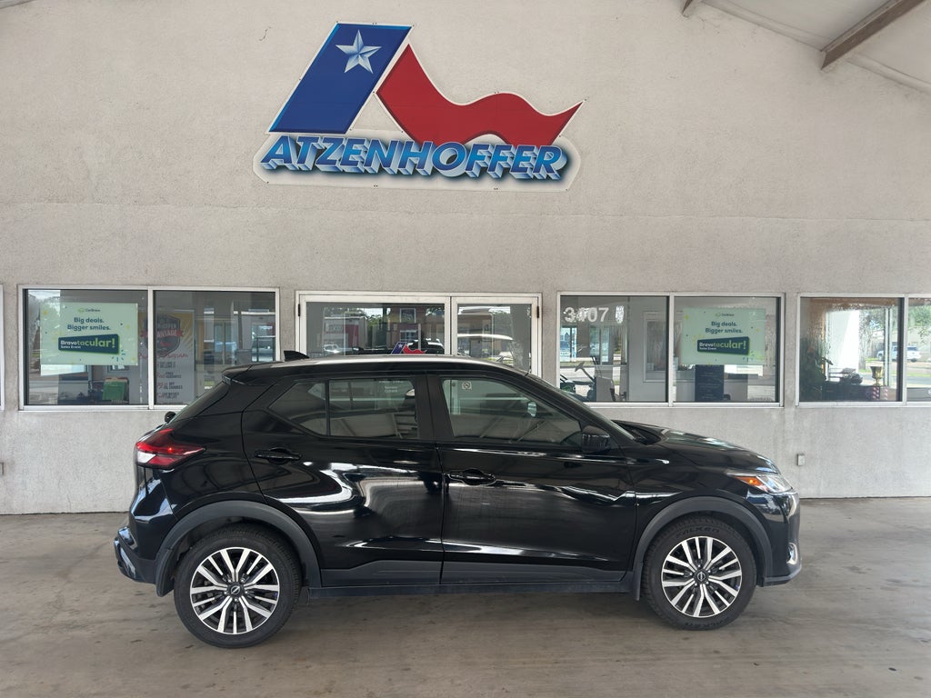 2023 Nissan Kicks SV Xtronic CVT