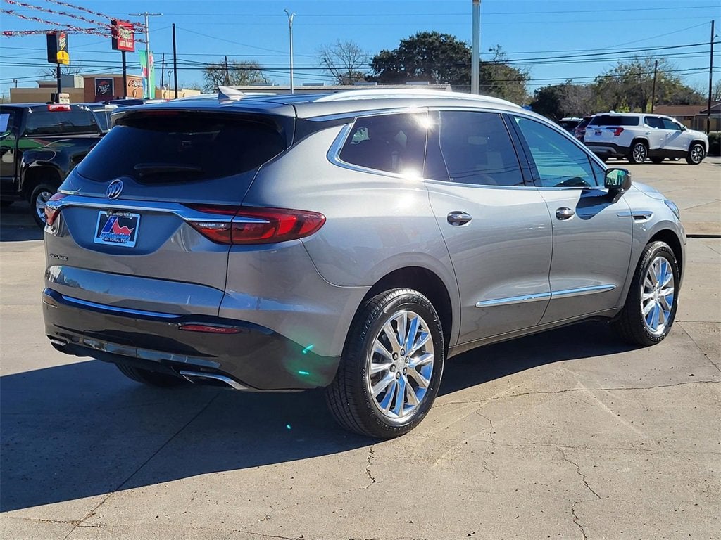 2020 Buick Enclave Essence