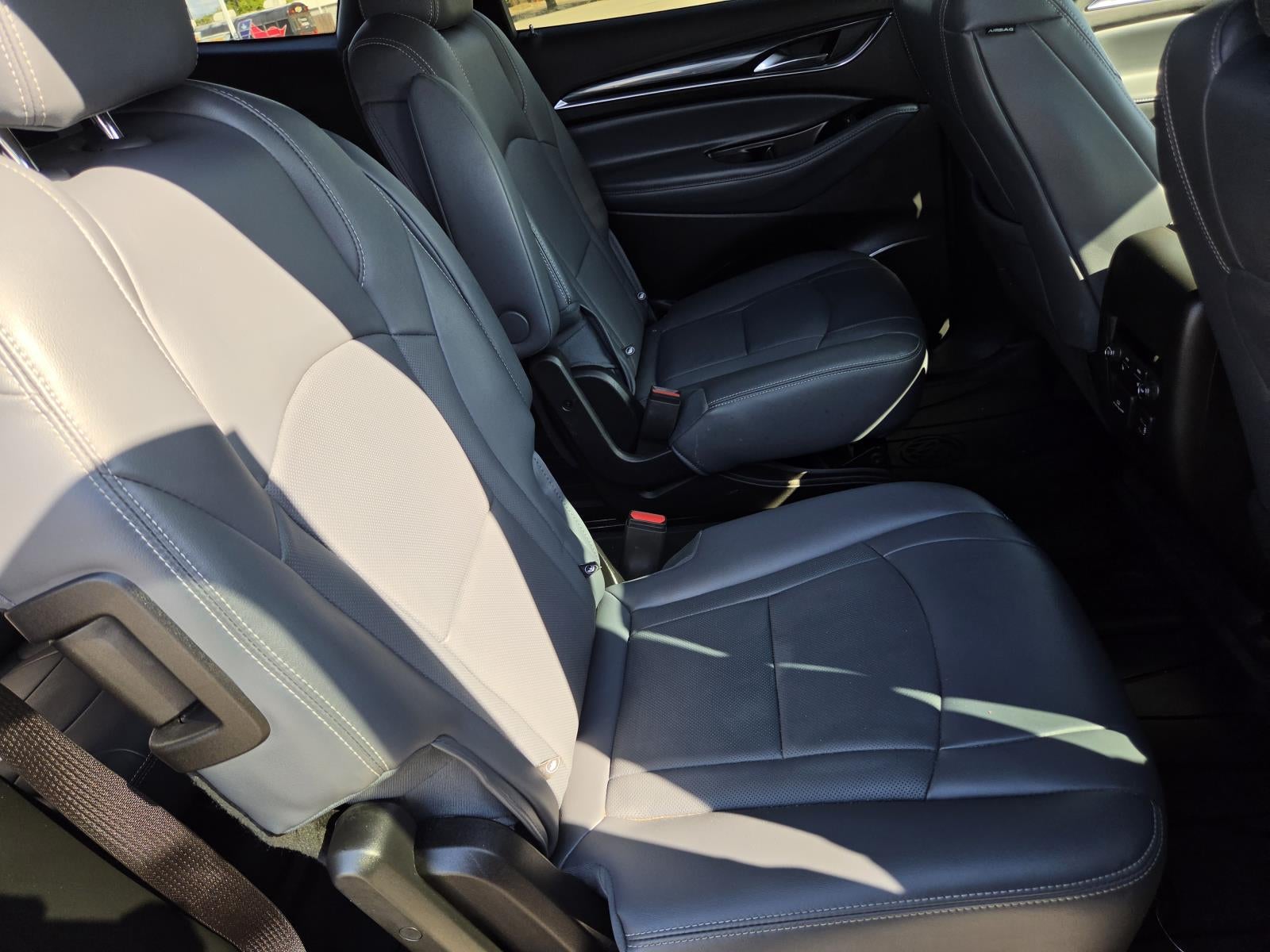2023 Buick Enclave Premium - Photo 11