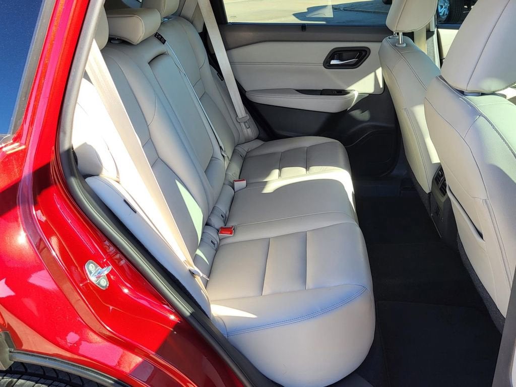 2023 Nissan Rogue SL FWD