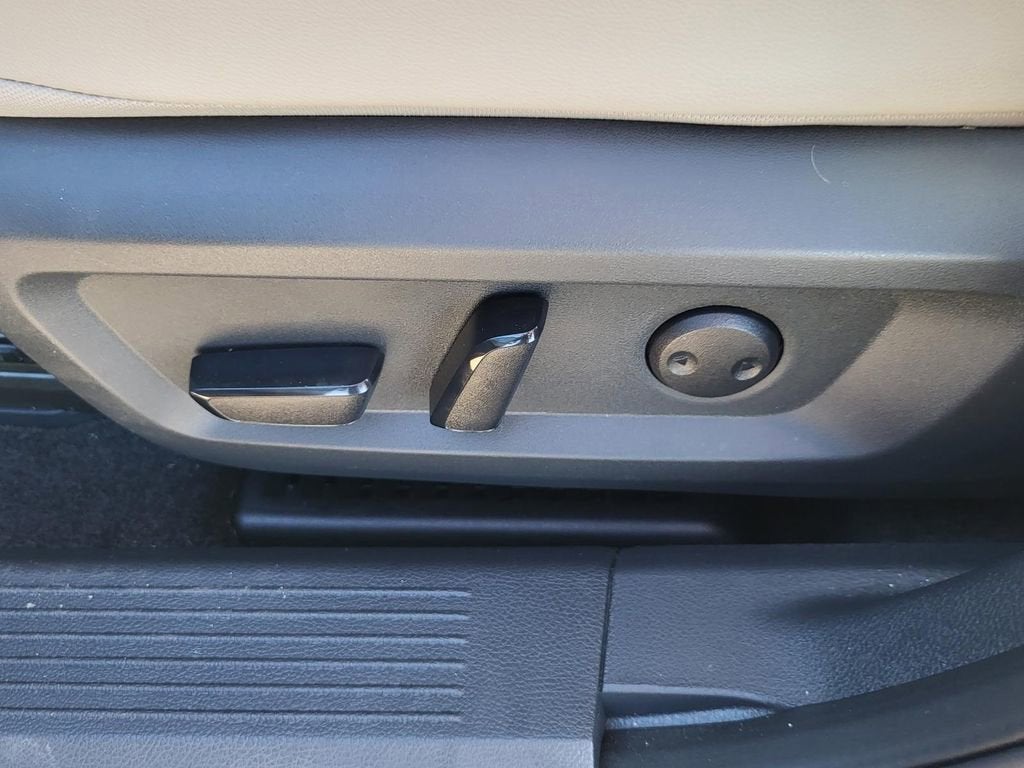 2023 Nissan Rogue SL FWD