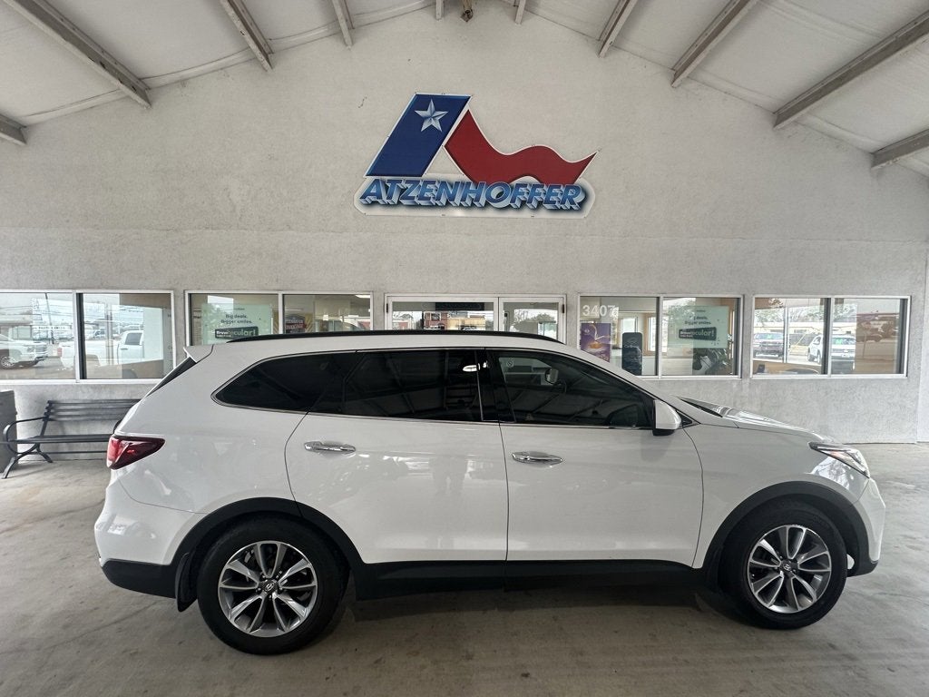 2017 Hyundai Santa Fe SE