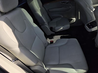 2022 Volvo XC90 Recharge Plug-In Hybrid T8 Inscription Expression Extended Range 6P