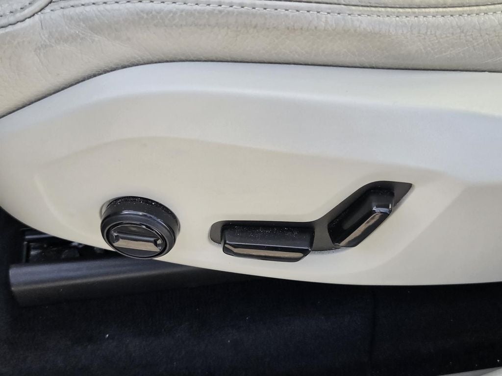 2022 Volvo XC90 Recharge Plug-In Hybrid T8 Inscription Expression Extended Range 6P