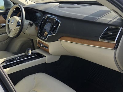 2022 Volvo XC90 Recharge Plug-In Hybrid T8 Inscription Expression Extended Range 6P